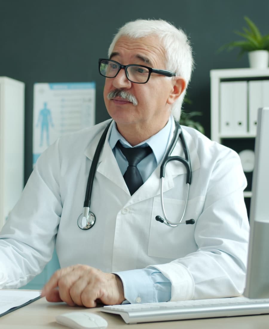 Dr Geoffrey Hale